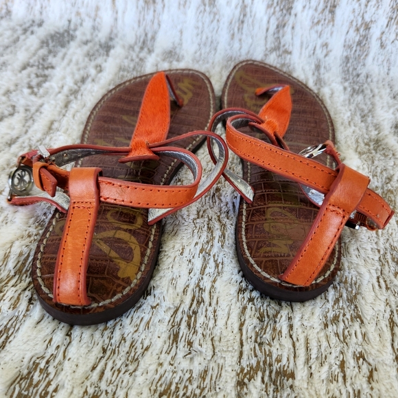 Sam Edelman "Galia" Orange Brahma Cow Hair T-Strap Sandal Thong | Women's Size 6 - Picture 6 of 9